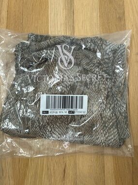 Victoria's Secret Beachwear Mesh Foldover Pants
